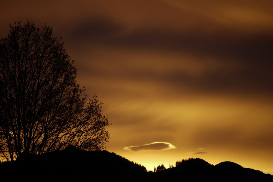 081 Sonnenuntergang bei Foehn