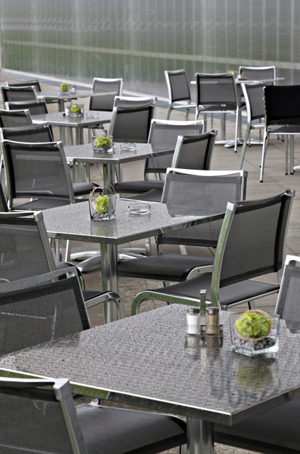 r111 Cafe ohne G�ste