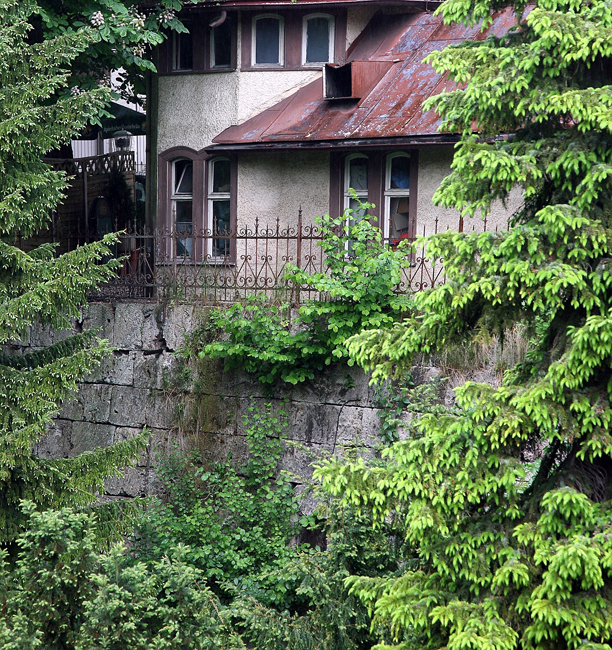 062 Haus im Gr�nen