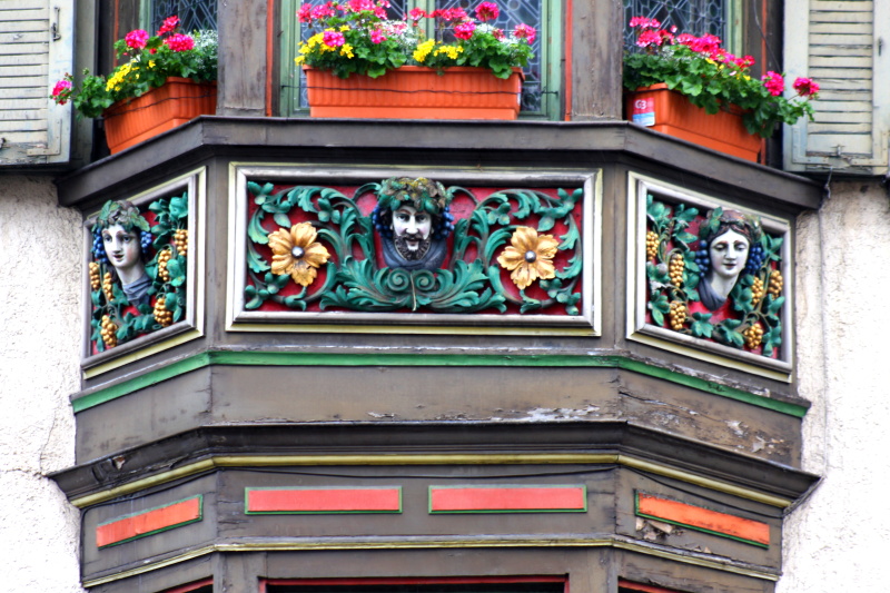 028 verzierter Erker