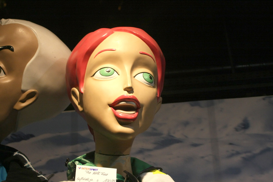 012-Portrait einer Puppe