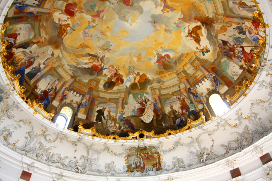 007 Deckenansicht im grossen Saal