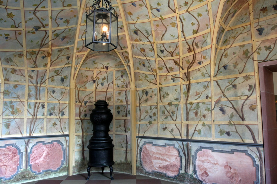 009 Ein Nebenraum im EG