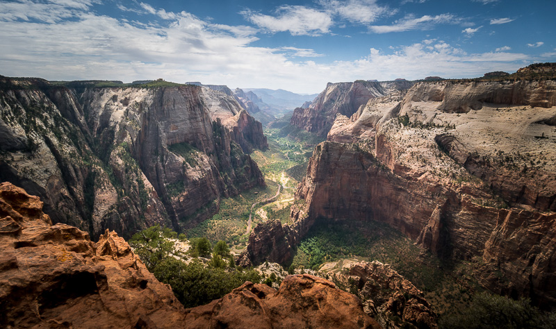 05. Platz - Charlene Smith